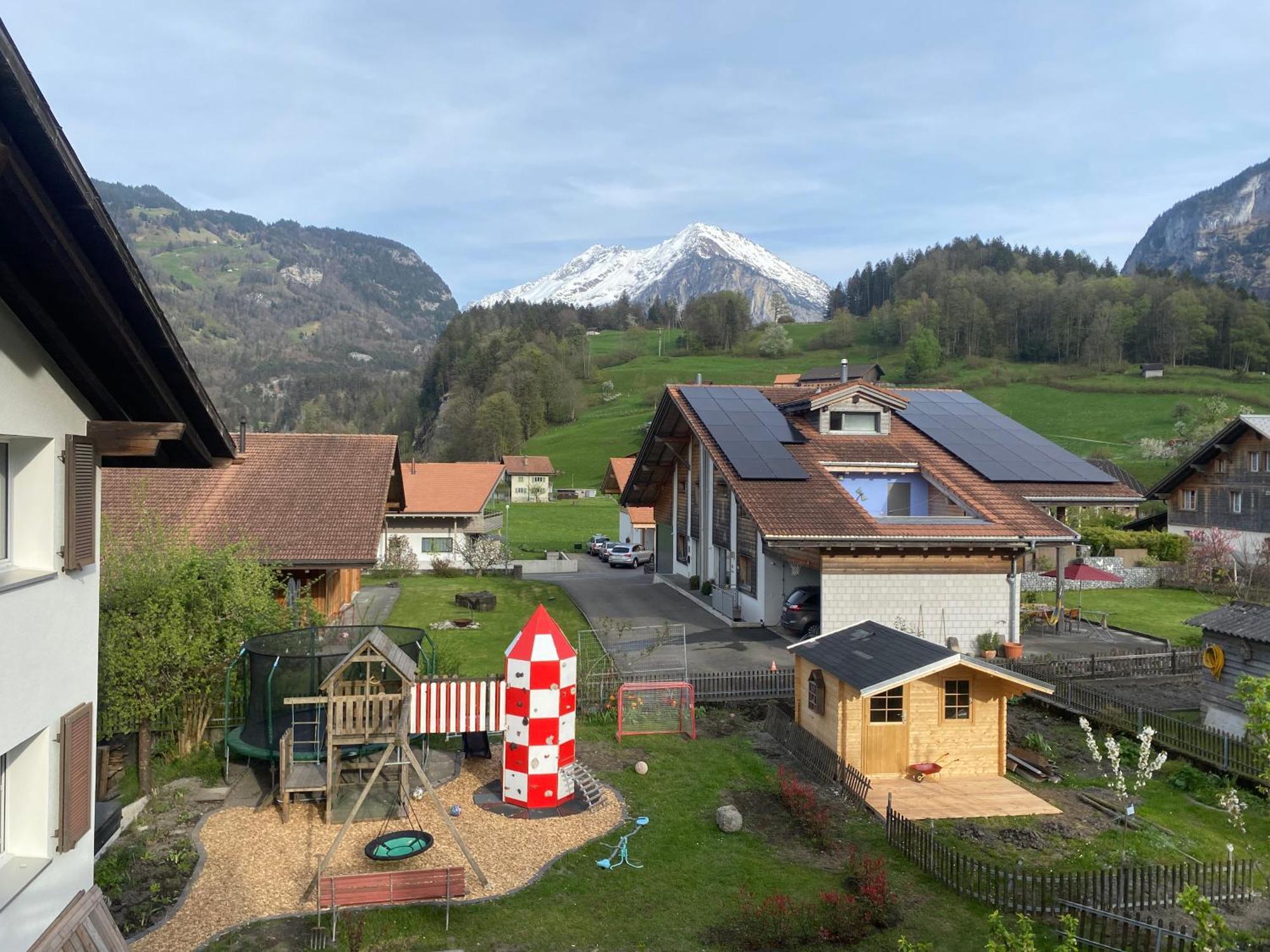 Spring Inn Apartments Meiringen Exteriér fotografie